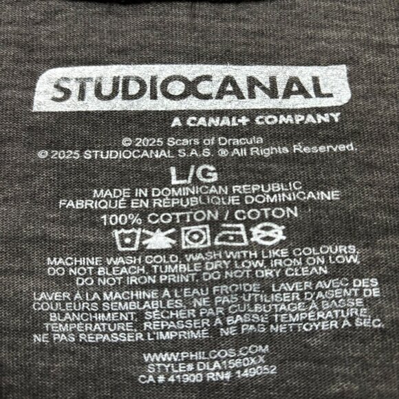 Scars of Dracula Theatre Poster Vampire Horror Movie Tee L - Picture 4 of 4